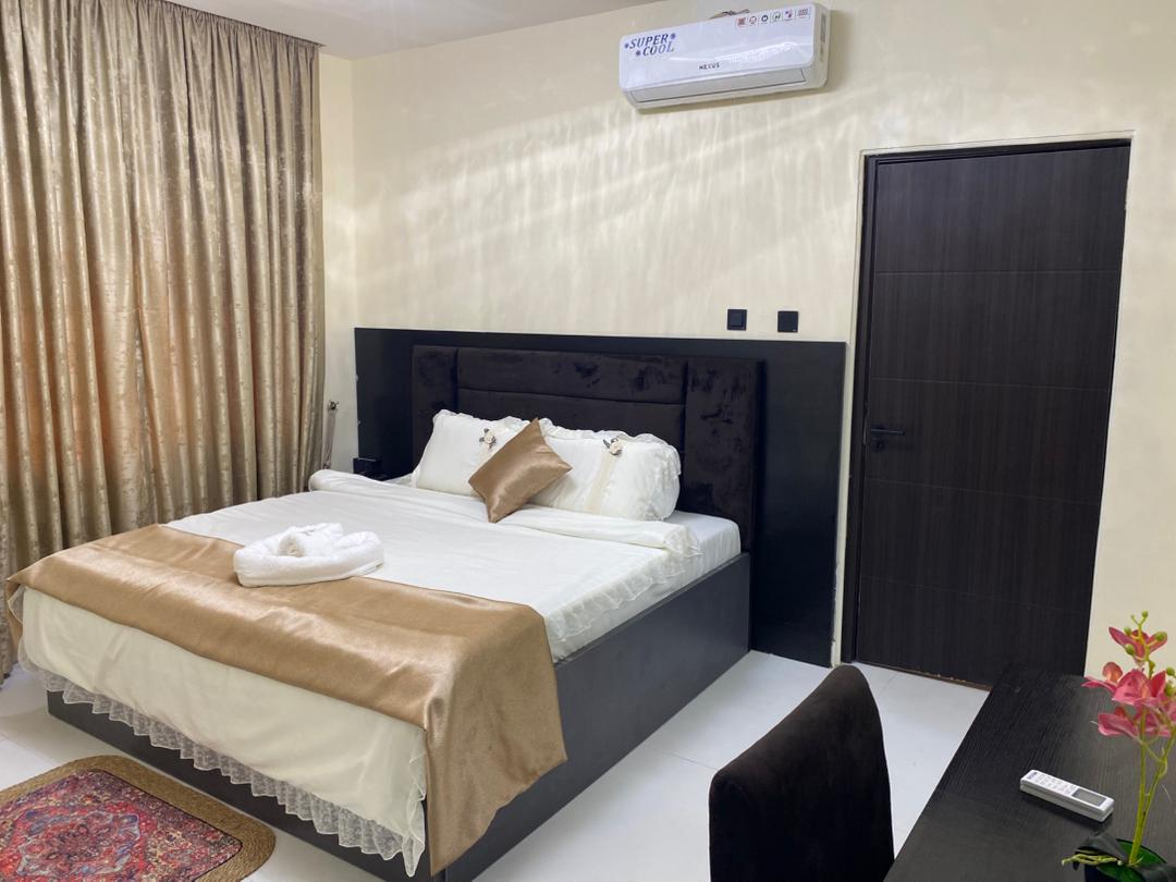 Gold Suites